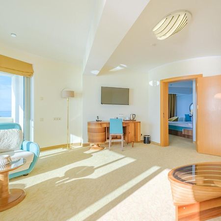 Castello Mare All Inclusive Resort باتومي المظهر الخارجي الصورة