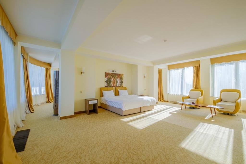 Castello Mare All Inclusive Resort باتومي الغرفة الصورة